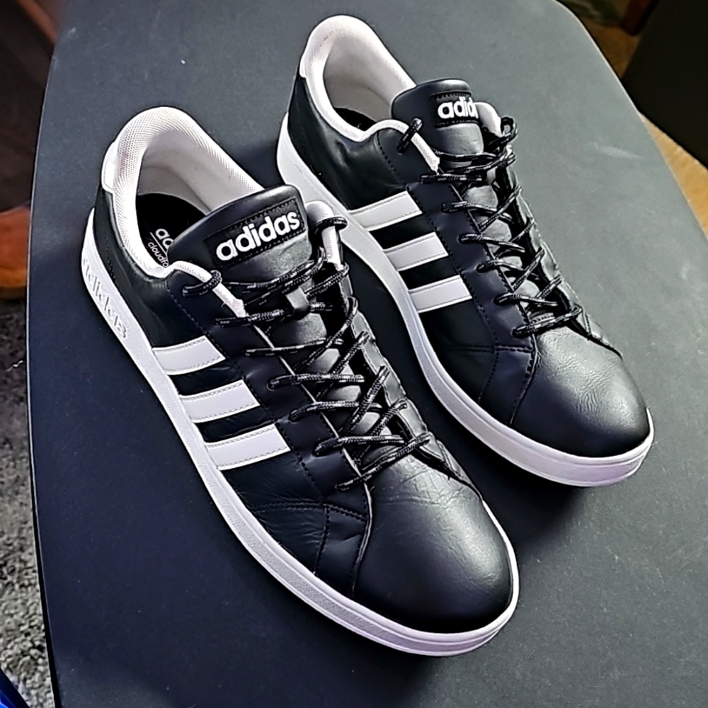 Adidas neo baseline size 12